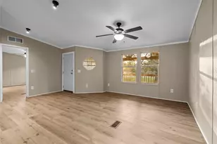 12902 Indian Ridge Dr, Dayton, TX 77535 - Photo 7