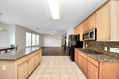 5519 Gatesprings Lane, Sugar Land, TX 77479 - Photo 15