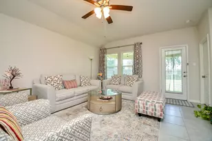 12821 S Winding Pines Dr, Tomball, TX 77375 - Photo 13