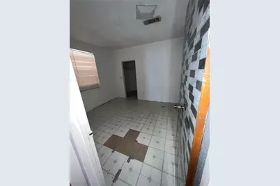 5109 Ave Q 1/2, Galveston, TX 77551 - Photo 5