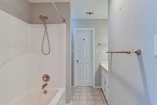 10045 Valley Dr S, Willis, TX 77318 - Photo 31