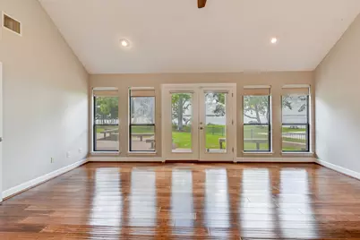 10045 Valley Drive S, Willis, TX 77318 - Photo 27