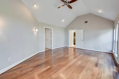 10045 Valley Drive S, Willis, TX 77318 - Photo 21