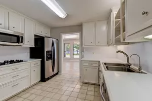 10045 Valley Dr S, Willis, TX 77318 - Photo 17