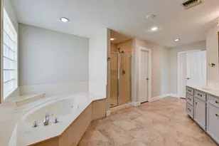 10045 Valley Dr S, Willis, TX 77318 - Photo 25