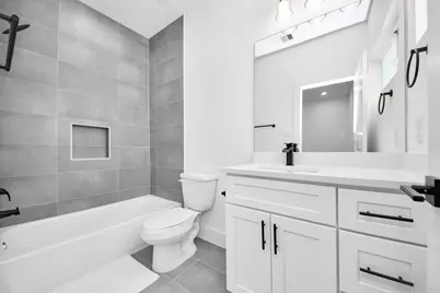 8320 Brecha Lane, Houston, TX 77055 - Photo 35