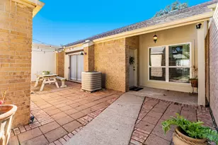 1814 Veranda Dr, West Columbia, TX 77486 - Photo 5