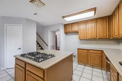 10218 Hedge Way Drive, Houston, TX 77065 - Photo 17