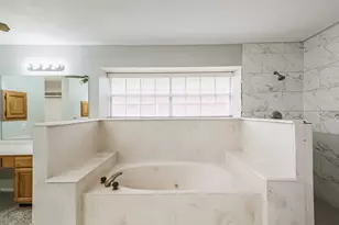 10218 Hedge Way Dr, Houston, TX 77065 - Photo 41