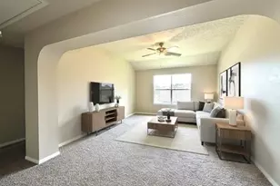 8303 Cliffshire Ct, Houston, TX 77083 - Photo 3