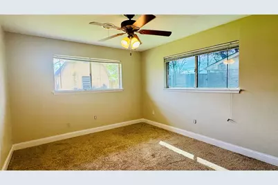 1607 Hartt Street, Baytown, TX 77520 - Photo 13