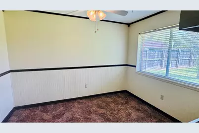 1607 Hartt Street, Baytown, TX 77520 - Photo 7