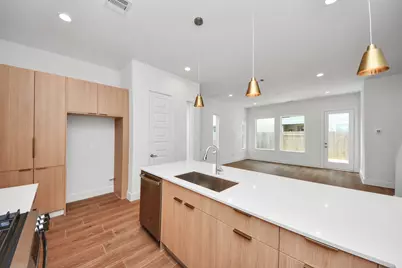 2216 Via Cami, Houston, TX 77051 - Photo 5