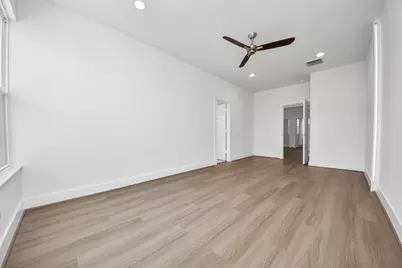 2216 Via Cami, Houston, TX 77051 - Photo 15