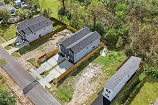 7843 Sunnyhill St, Houston, TX 77088 - Photo 27