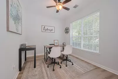 14 Sprite Woods Place, The Woodlands, TX 77382 - Photo 5