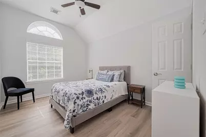 14 Sprite Woods Place, The Woodlands, TX 77382 - Photo 33