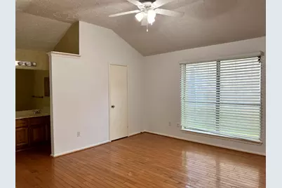 3702 Echo Grove Lane, Houston, TX 77043 - Photo 9