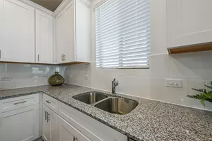 3075 Clydesdale Dr, Alvin, TX 77511 - Photo 9