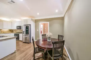 227 McGowen St, Houston, TX 77006 - Photo 5