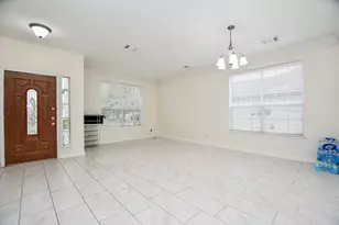 9641 Weldridge Dr, Sugar Land, TX 77498 - Photo 5