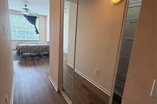 7575 Kirby Dr, Houston, TX 77030 - Photo 17