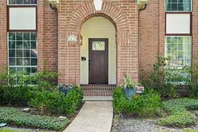 1017 Oak Knoll Court, Sugar Land, TX 77498 - Photo 3