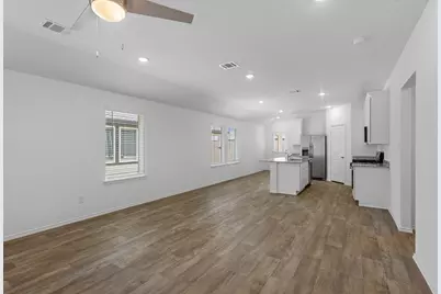 3038 Holland Lakes Drive, Fulshear, TX 77441 - Photo 5