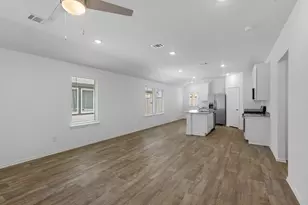 3038 Holland Lakes Dr, Fulshear, TX 77441 - Photo 5