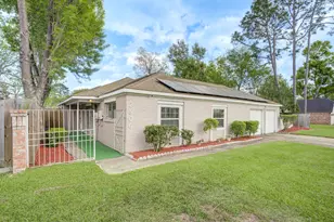 2806 Quail Valley E Dr, Missouri City, TX 77489 - Photo 3