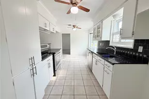 22176 Heatherwood Dr, Porter, TX 77365 - Photo 11