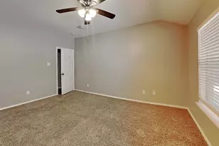 26873 Manor Falls Dr, Kingwood, TX 77339 - Photo 9