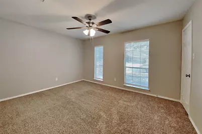 26873 Manor Falls Drive, Kingwood, TX 77339 - Photo 13