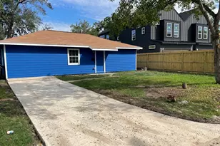 4913 Chennault Rd, Houston, TX 77033 - Photo 3