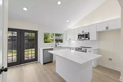 7810 Willow Mint Lane, Houston, TX 77086 - Photo 9