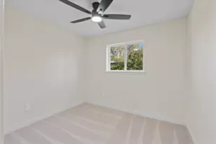 7810 Willow Mint Ln, Houston, TX 77086 - Photo 13