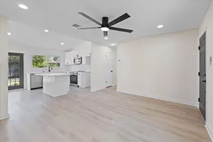 7810 Willow Mint Ln, Houston, TX 77086 - Photo 7