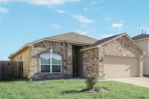 2711 Chaplin Pl Dr, Humble, TX 77396 - Photo 1