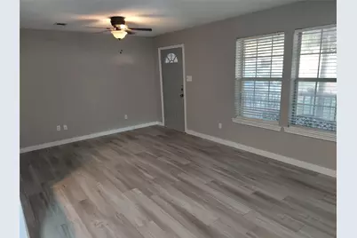 933 Valentine Avenue, Waco, TX 76706 - Photo 3