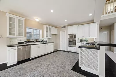 422 Bay Colony Drive, La Porte, TX 77571 - Photo 5