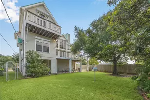 422 Bay Colony Dr, La Porte, TX 77571 - Photo 11