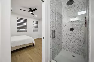 104 E 44th St, Houston, TX 77018 - Photo 13