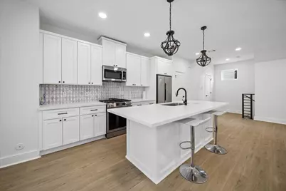 104 E 44th Street #A, Houston, TX 77018 - Photo 7