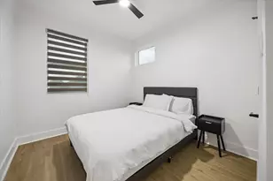 104 E 44th St, Houston, TX 77018 - Photo 15