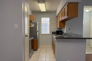 3100 Jeanetta St, Houston, TX 77063 - Photo 3