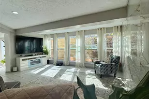 3222 Freshmeadows Dr, Houston, TX 77063 - Photo 9