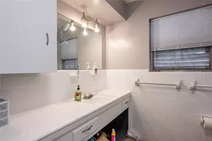 9103 Lazy Ln, Hitchcock, TX 77563 - Photo 25