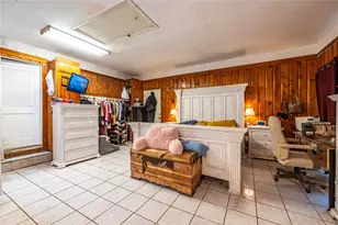 9103 Lazy Ln, Hitchcock, TX 77563 - Photo 17