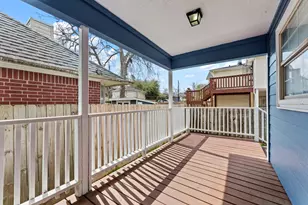 842 E 29th St, Houston, TX 77009 - Photo 3