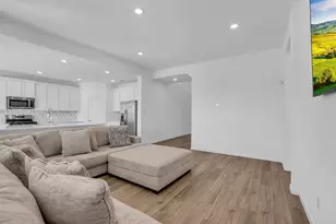 8619 Jade Hl Dr, Rosharon, TX 77583 - Photo 17